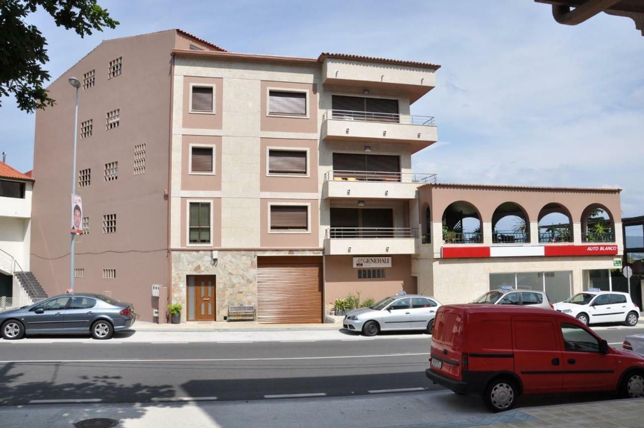 Apartamentos Blanco O Grove Kültér fotó